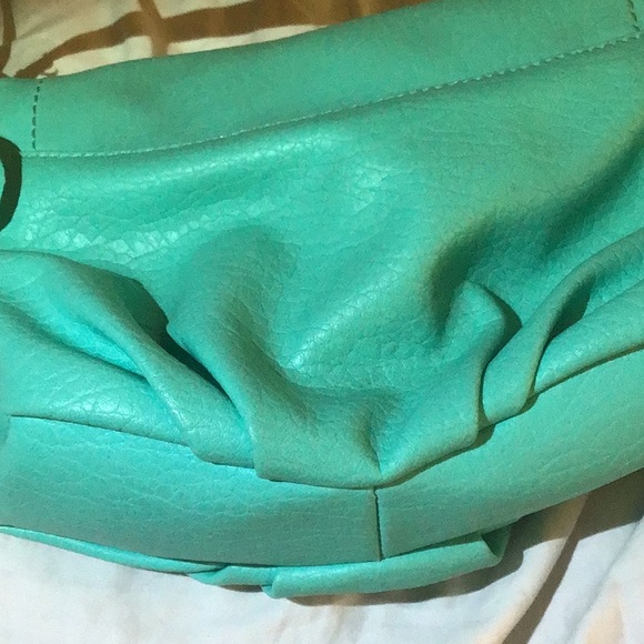 I love this Juicy Couture purse! Teal color - Picture 6 of 8